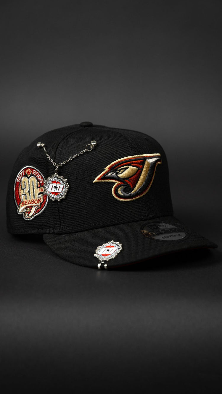 NEW ERA EXCLUSIVE 9FIFTY BLACK TORONTO BLUEJAYS SNAPBACK W/ 30TH SEASON SIDE PATCH