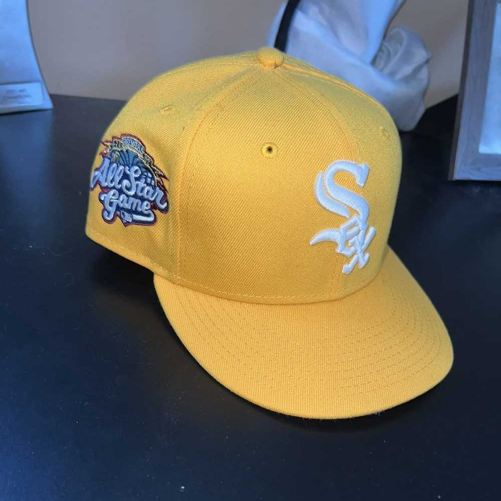 NEW ERA 9FORTY A MLB CHICAGO WHITE SOX. GOLDEN BASEBALL CAP