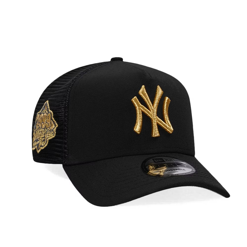 NEW ERA NEW YORK YANKEES 1999 WORLD SERIES BLACK AND GOLD TRUCKER A FRAME 9FORTY GORRA