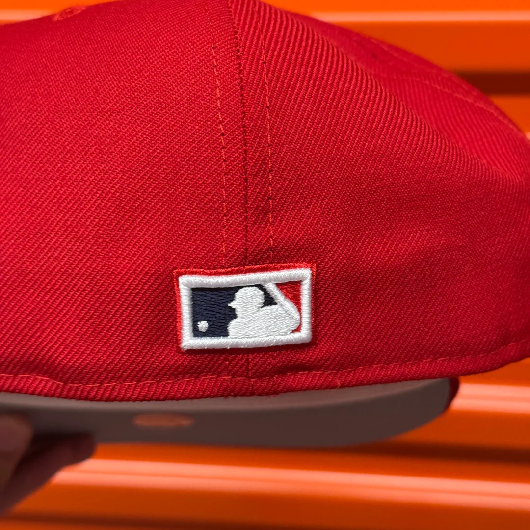 NEW ERA WOOL RED NAVY CHIEF WAHOO BANNED CLEVELAND INDIANS GUARDIANS 1995 WORLD SERIES 59 FITTED HAT CAP RARE GREY UV