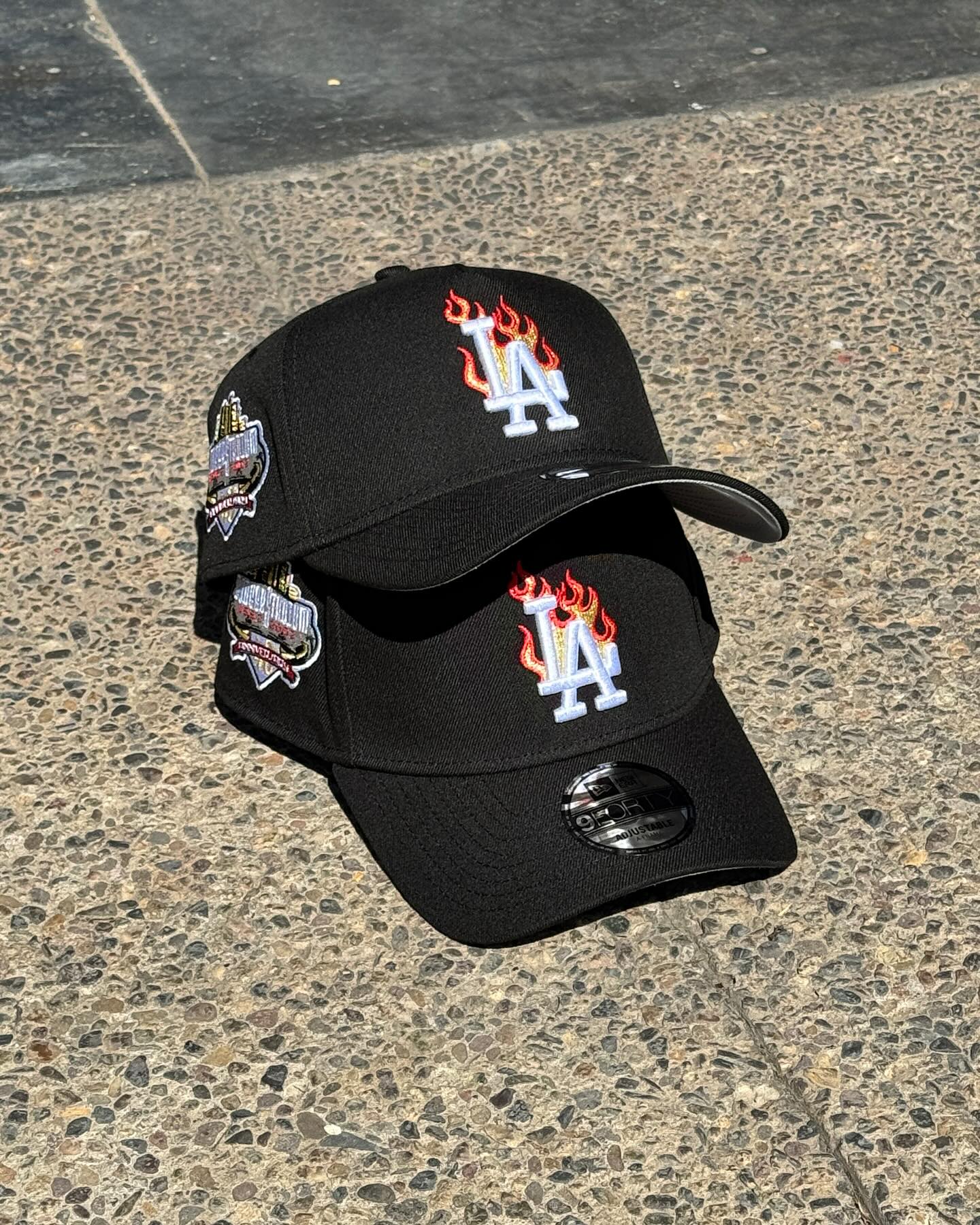 NEW ERA LOS ANGELES DODGERS MLB 9FORTY 940 ADJUSTABLE A-FRAME CAP HAT BLACK CROWN/VISOR WHITE/METALLIC GOLD/RED FIRE/FLAME LOGO 40TH ANNIVERSARY SIDE PATCH GRAY UV