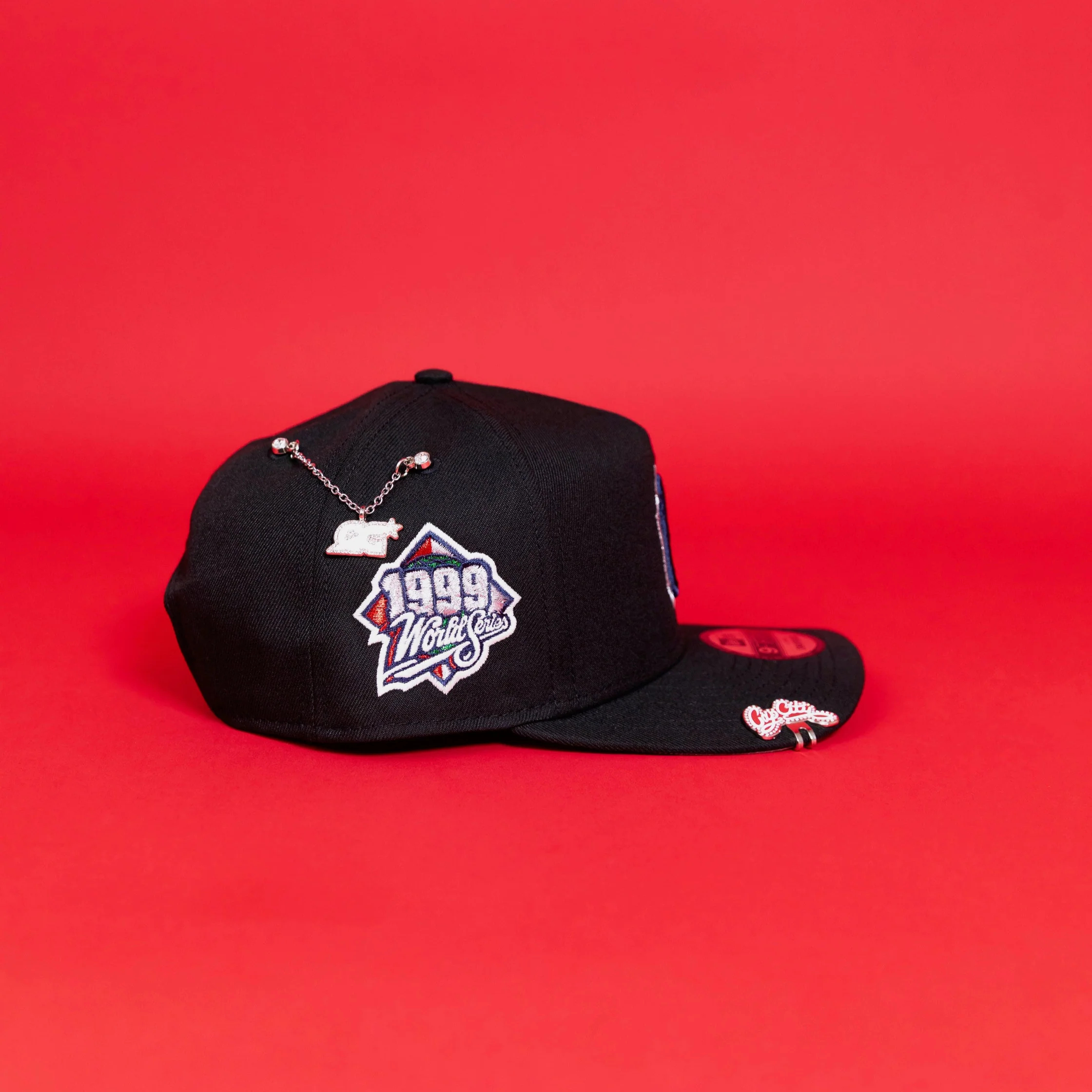 NEW ERA EXCLUSIVE 9FIFTY A-FRAME BLACK NEW YORK YANKEES SNAPBACK W/ 1999 WORLD SERIES SIDE PATCH