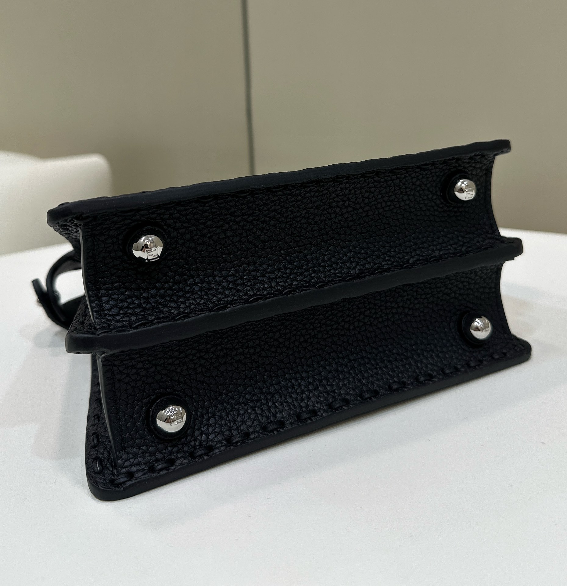 TÚI XÁCH NỮ FENDI 80133As