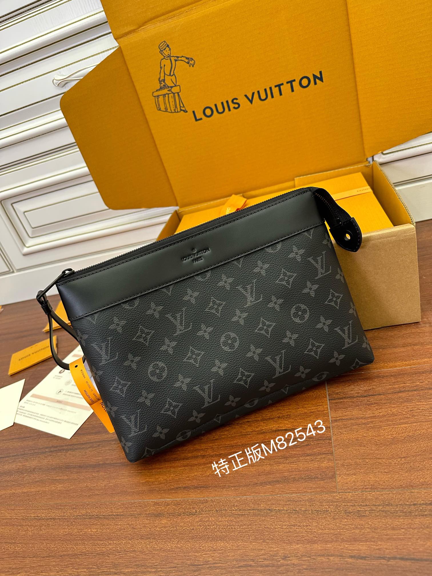 Túi Nam  Pochette Voyage Souple M82543 Màu Đen