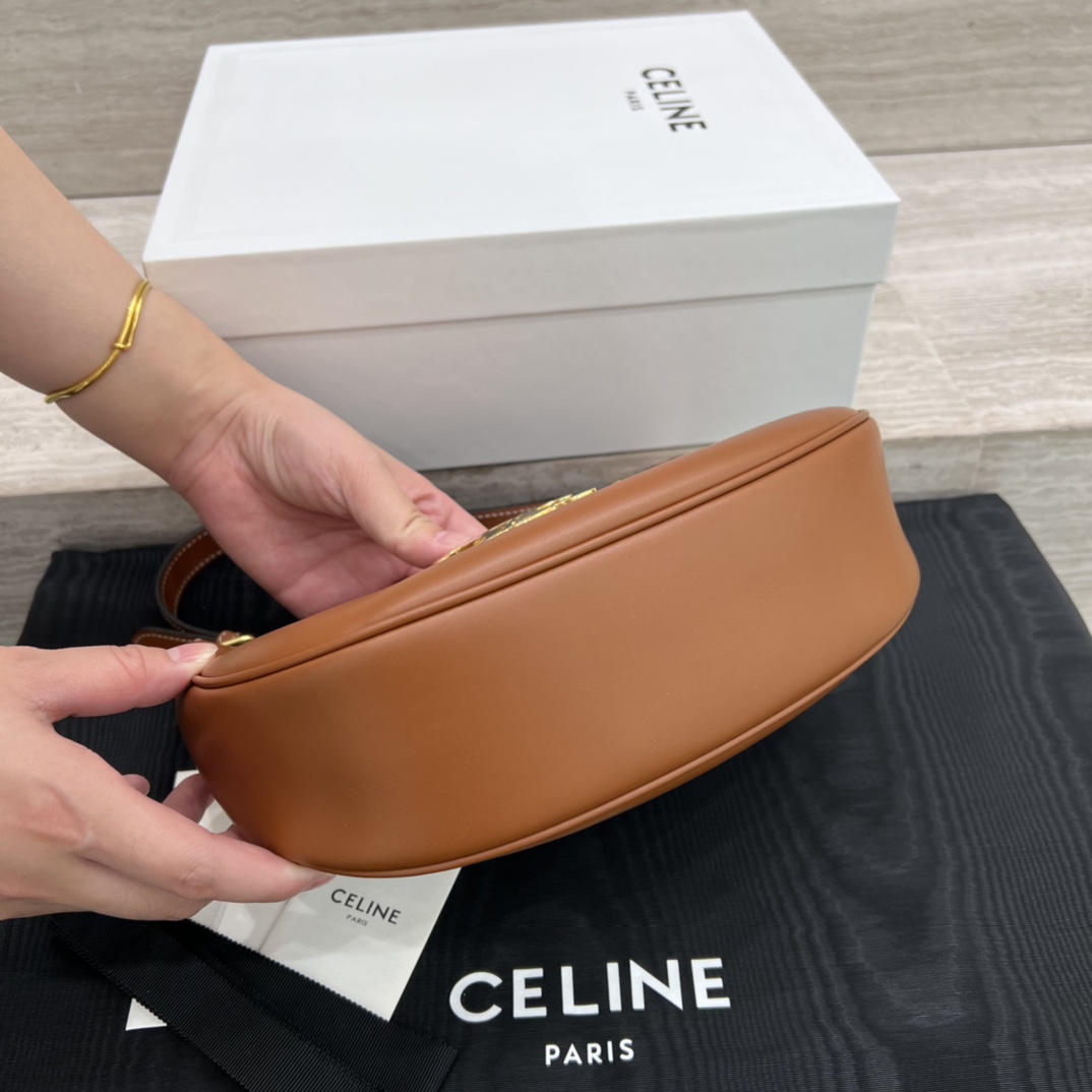 T&uacute;i X&aacute;ch Celine AVA Triomphe 114493 M&agrave;u N&acirc;u 