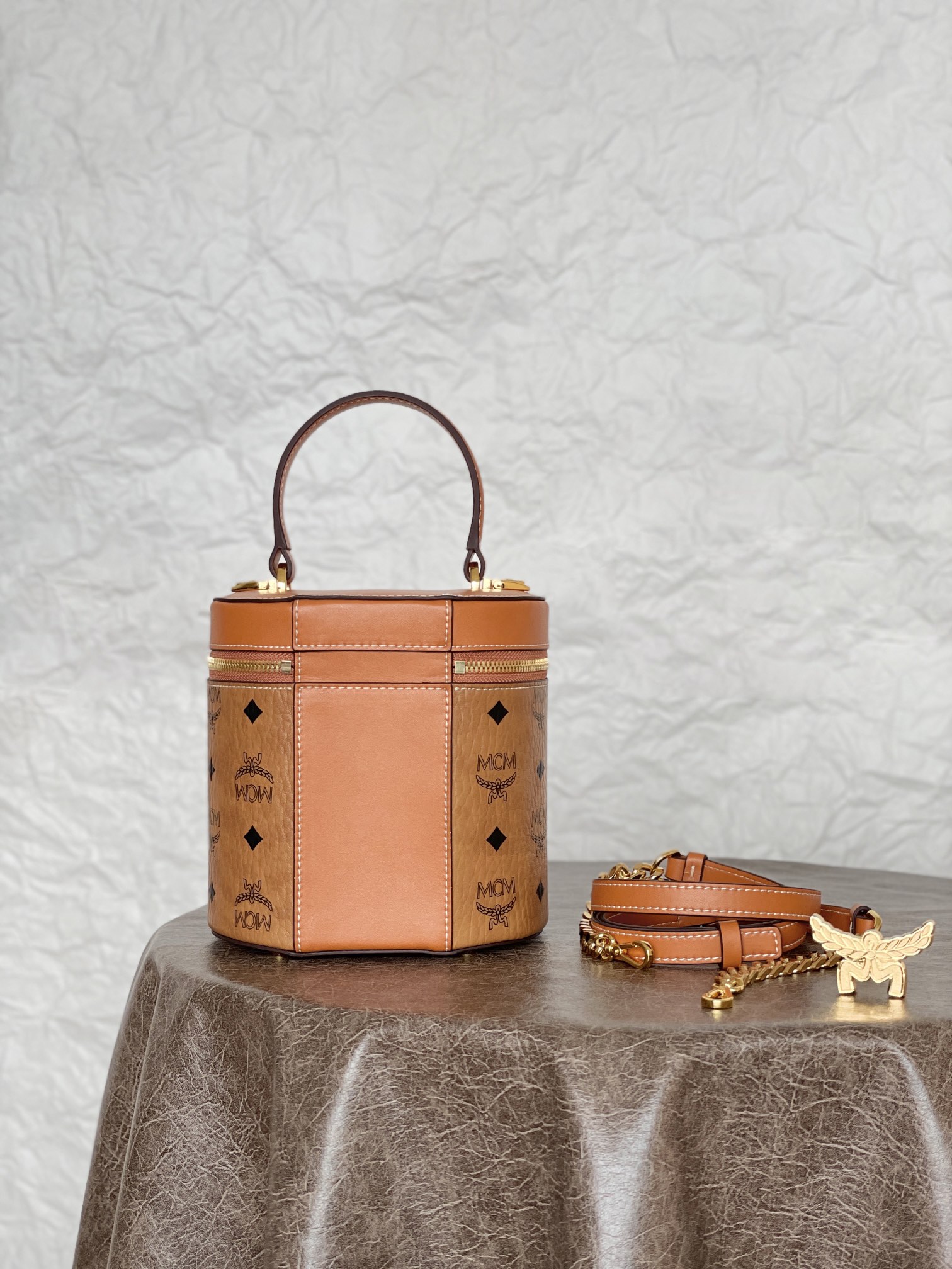 MCM LIZ VISETOS  1CO001 (BROWN)