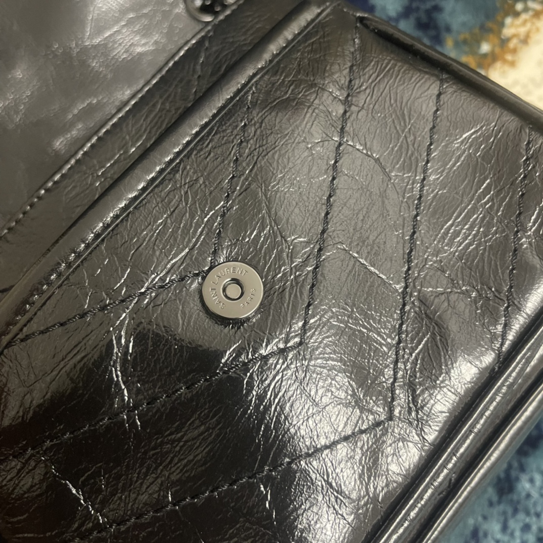 T&uacute;i X&aacute;ch YSL NIKi 533037 M&agrave;u Đen 