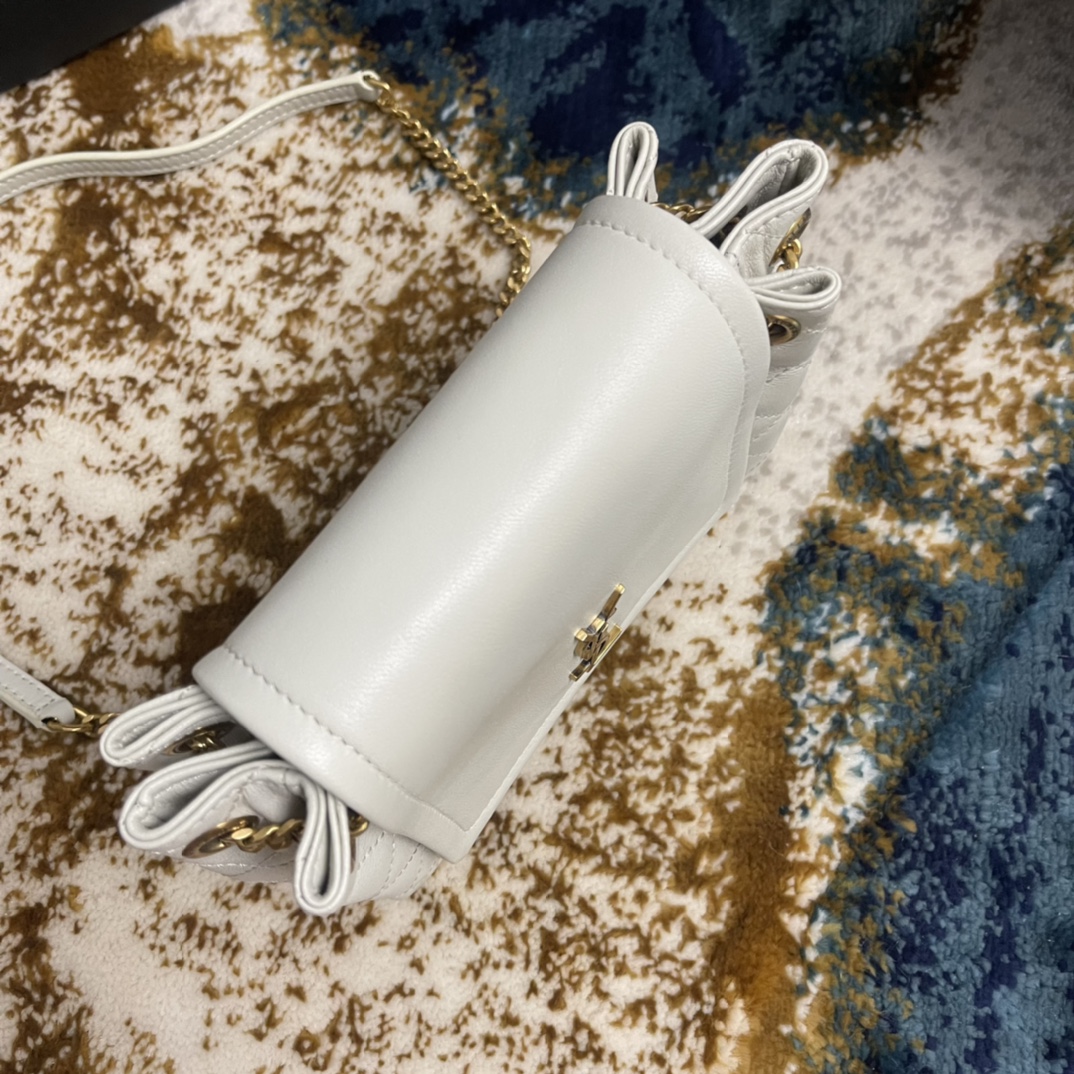 YSL Monogram Mini Nolita 672738 (White)