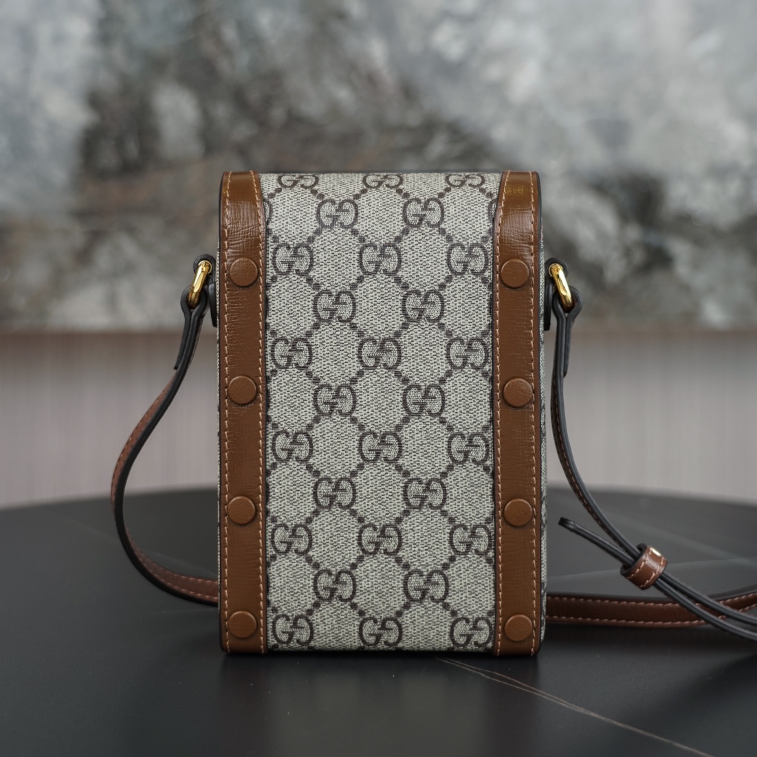 Mini sac Gucci 1955 détail Mors  625615  (logo brow)