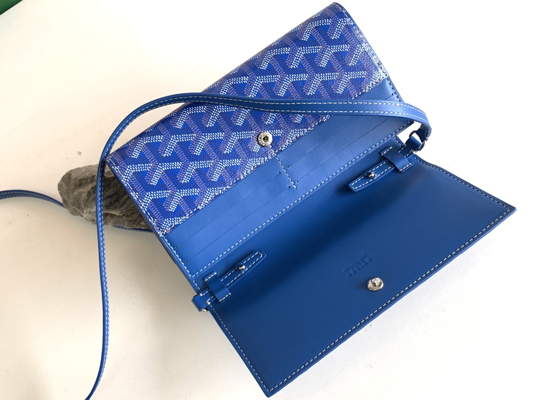 Goyard Varenne 8118 (blue)