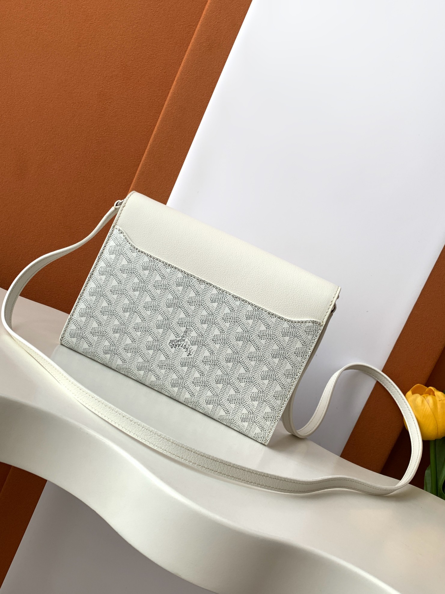 Goyard  Chypre Pouch-Wallet  8218 (white)