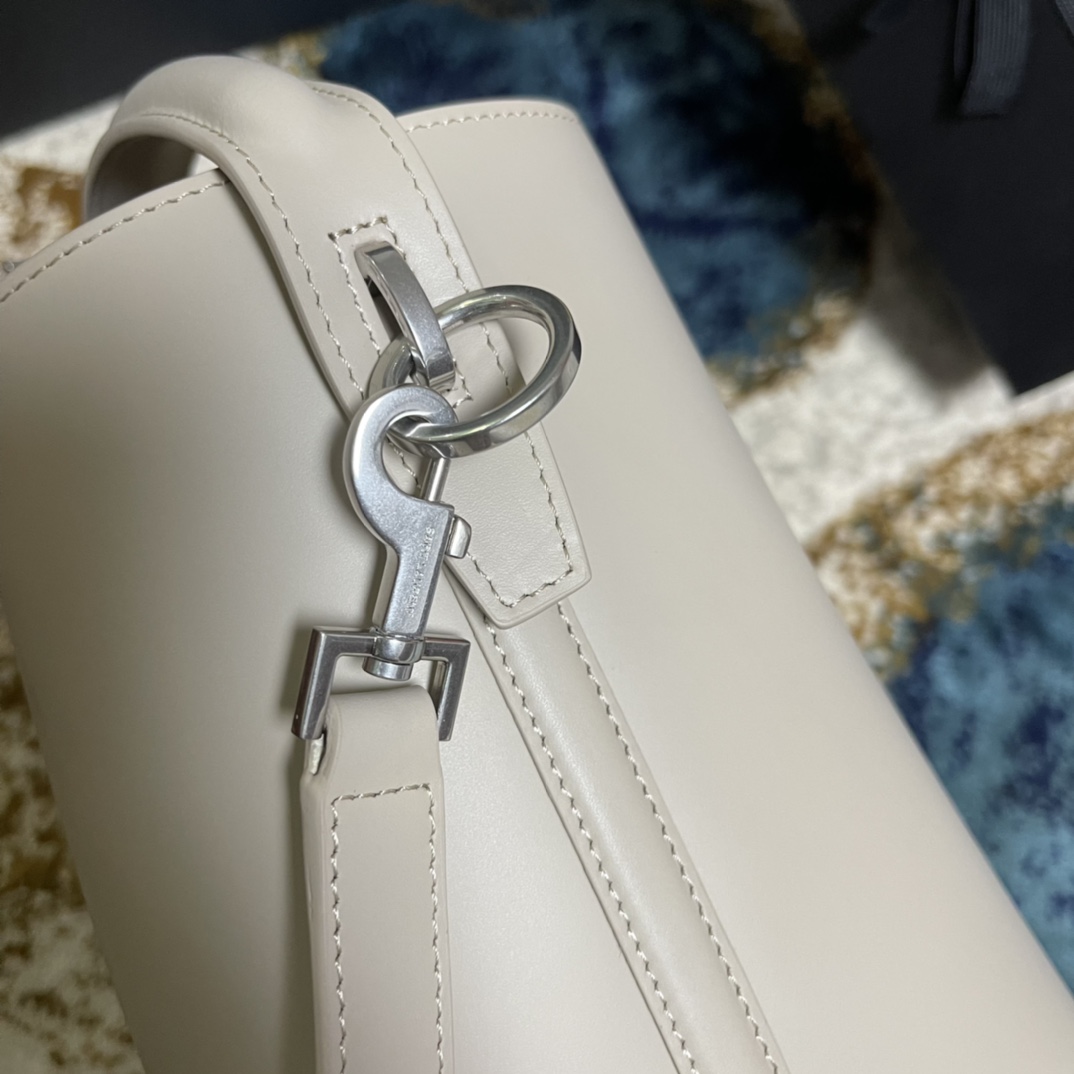 YSL LE37 749036 (Beige)