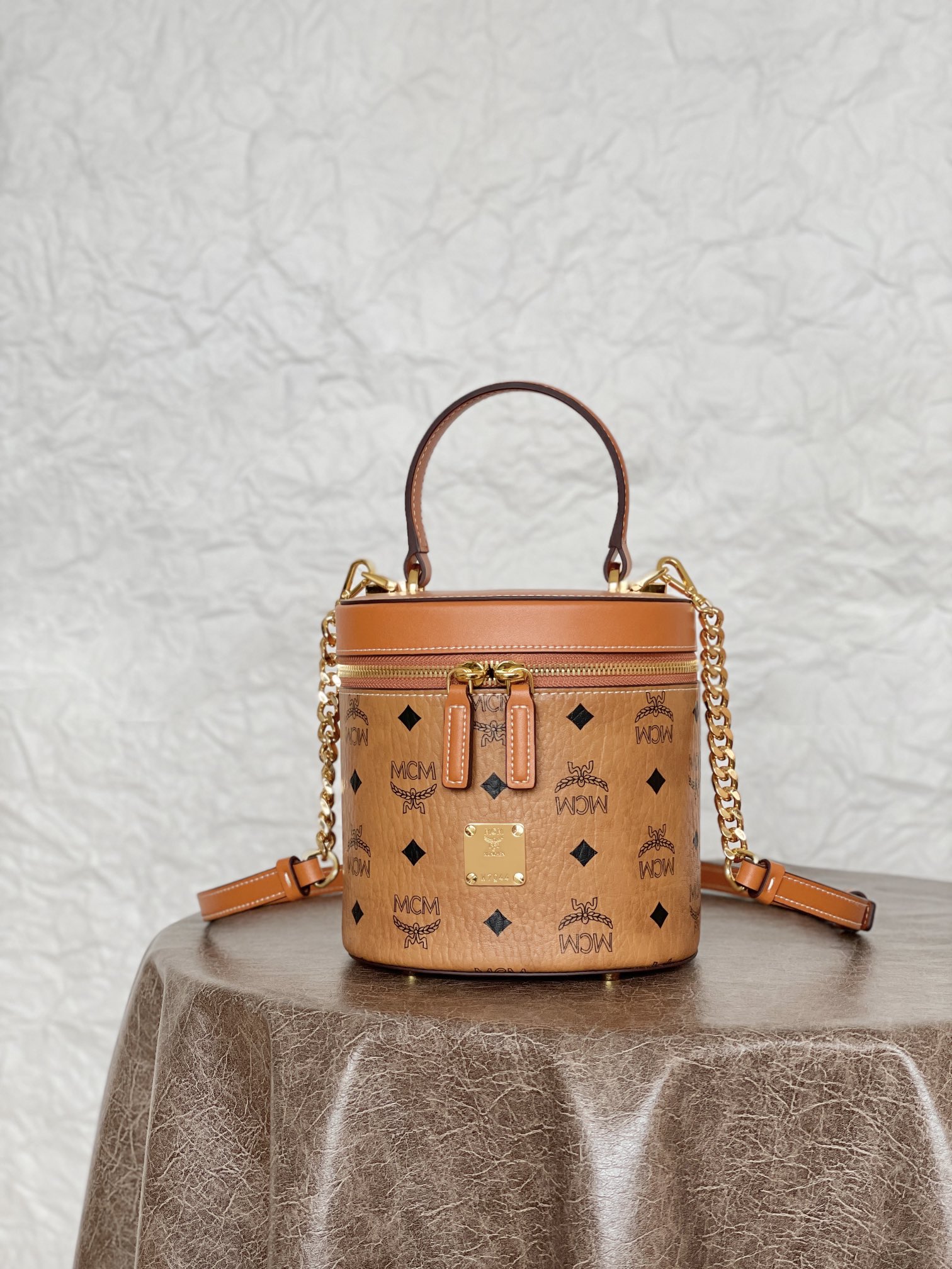 MCM LIZ VISETOS  1CO001 (BROWN)