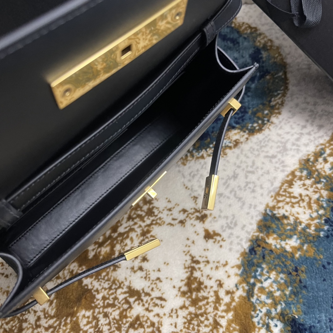 YSL Manhattan 675626