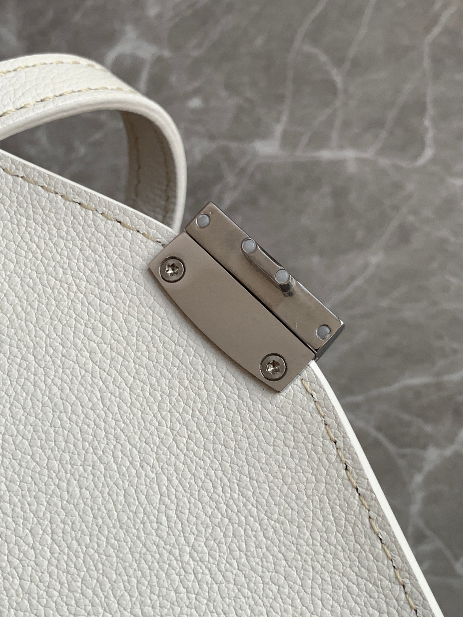 Goyard  Chypre Pouch-Wallet  8218 (white)