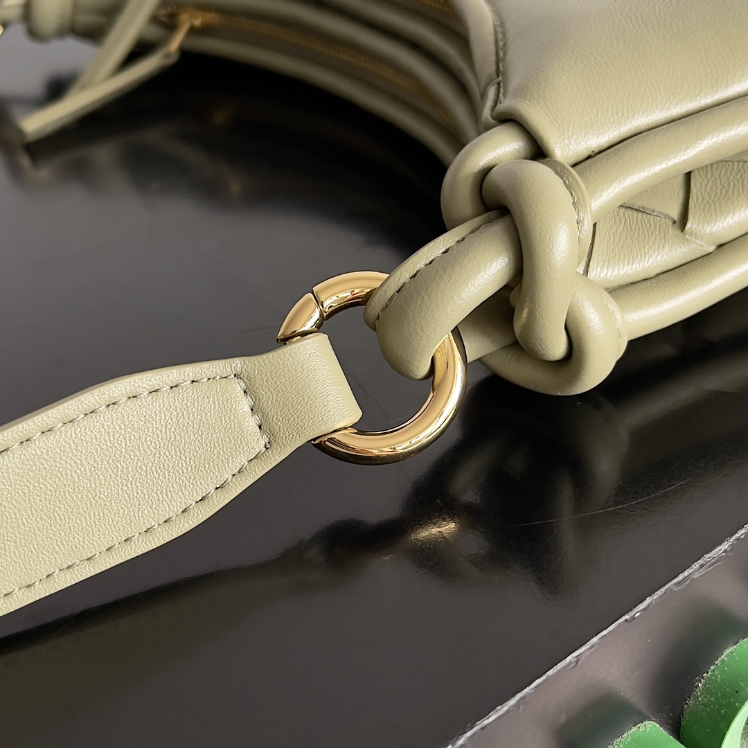 Túi xách nữ bottega veneta màu rêu 796638