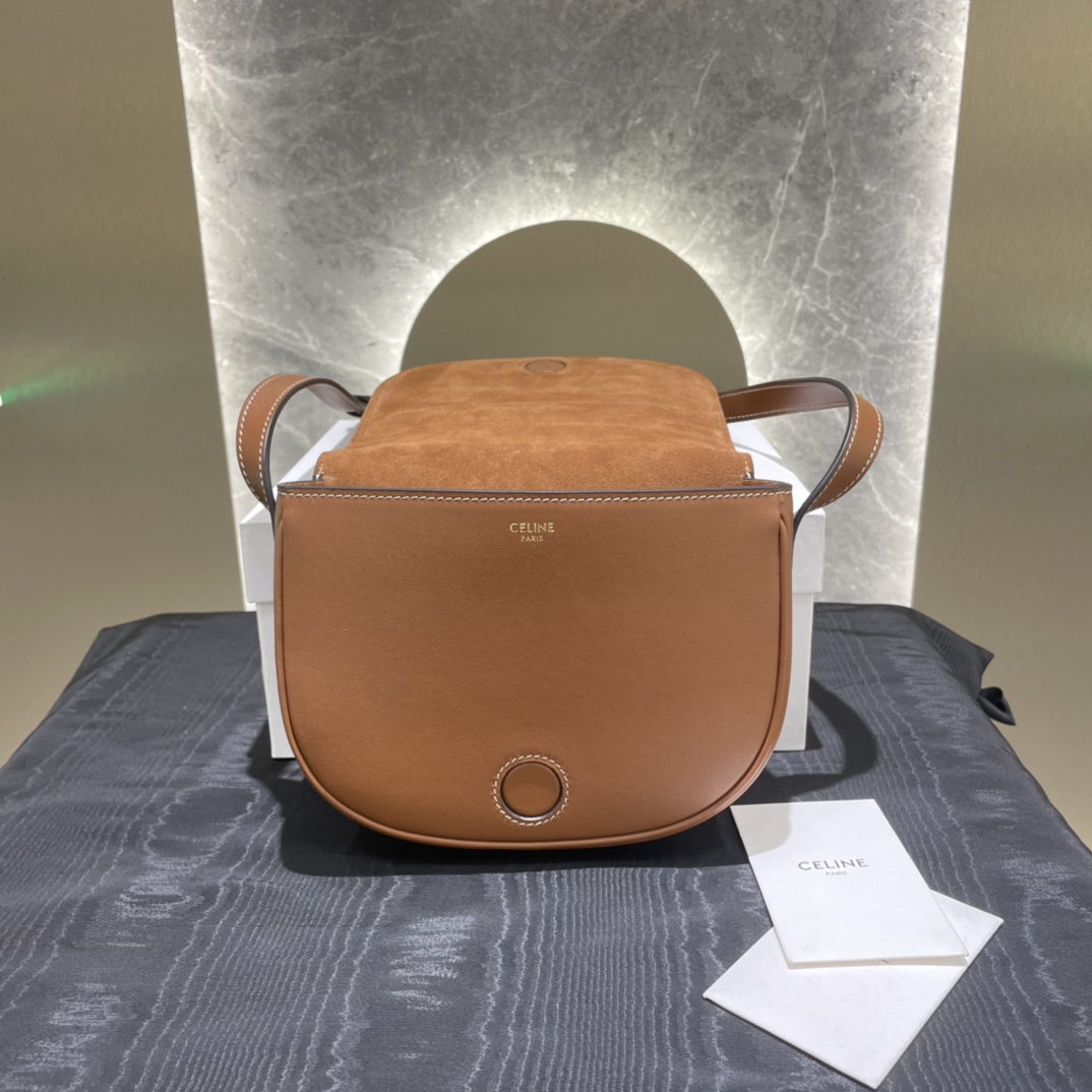 T&uacute;i X&aacute;ch Nữ Folco Cuir Triomphe 198263 M&agrave;u N&acirc;u 