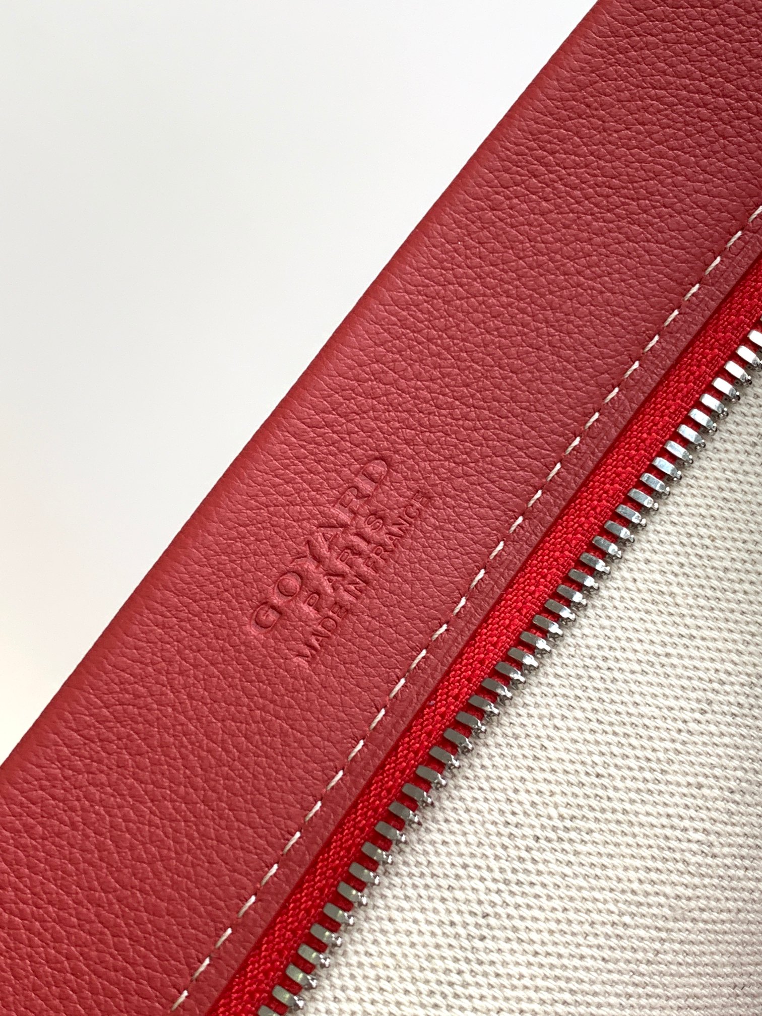 GOYARD CONTI 8811 (red)