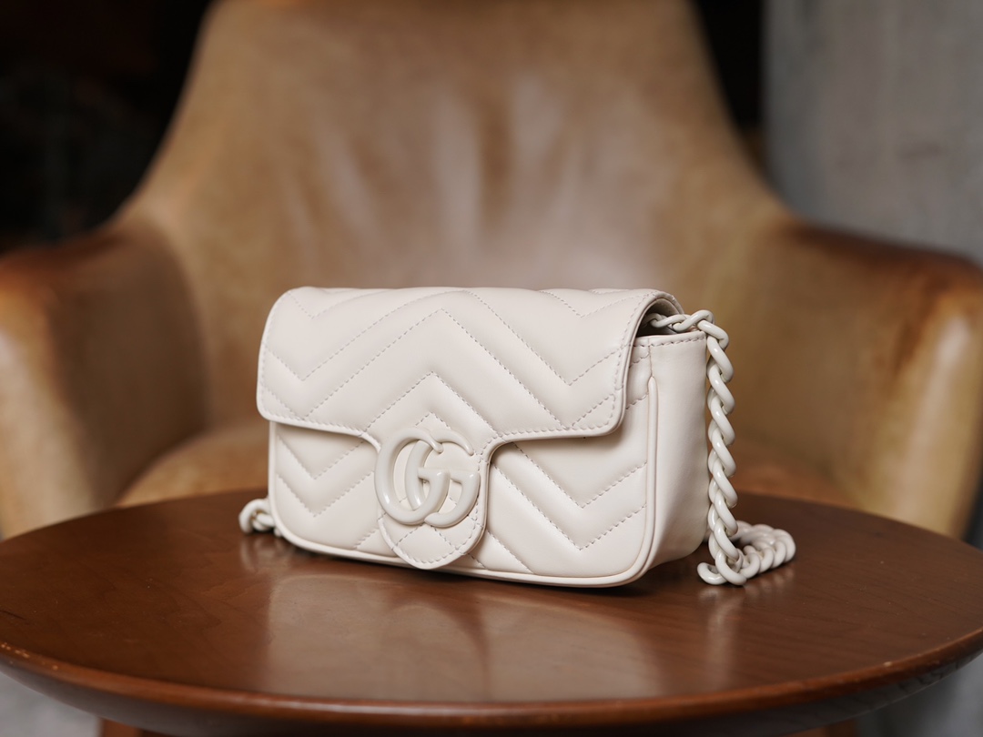 T&uacute;i X&aacute;ch Nữ GG Marmont 699757 M&agrave;u Trắng