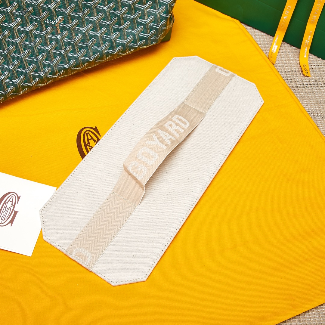 Goyard bellechasse 8031 (green)