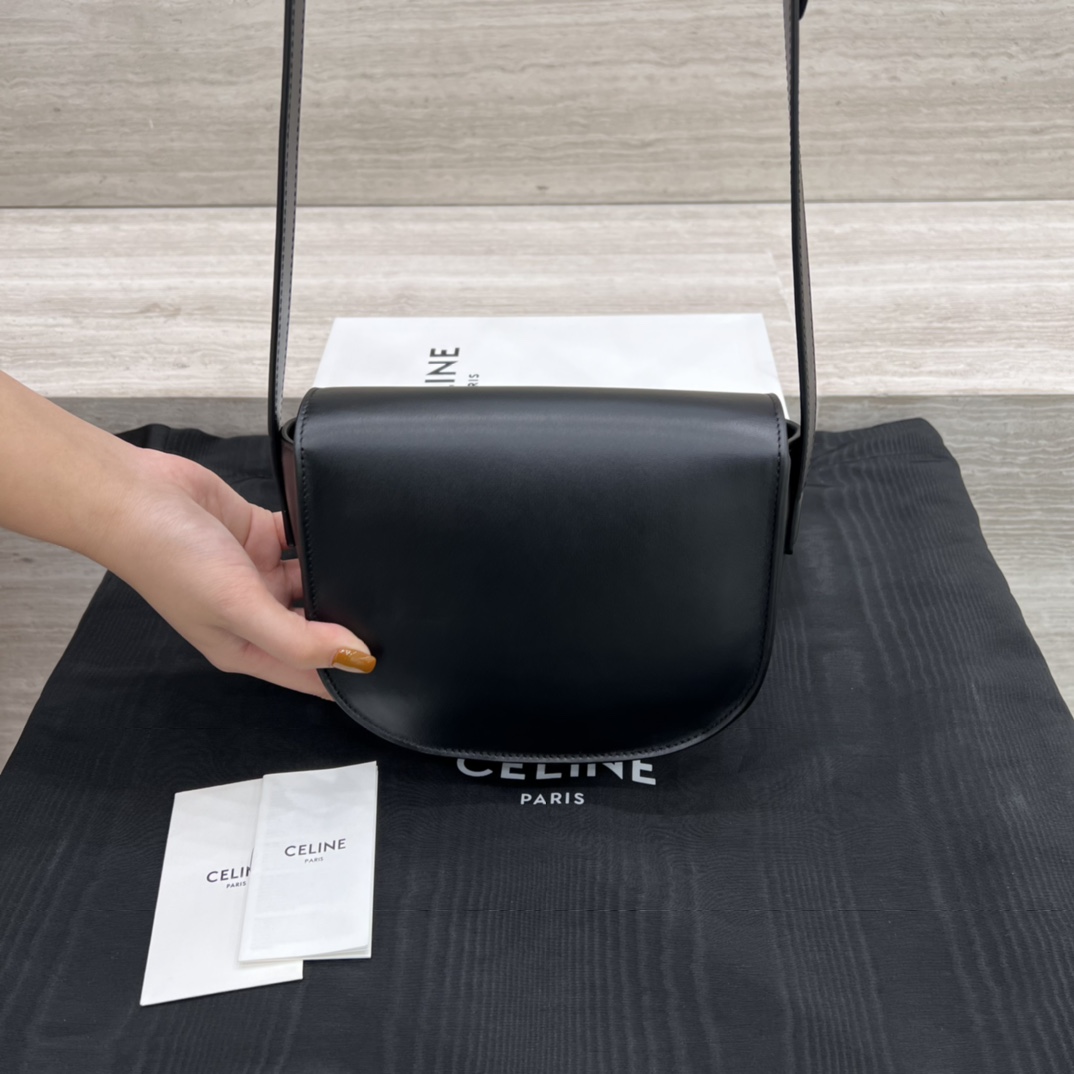 Túi Xách Nữ Folco Cuir Triomphe 198263 Màu Đen