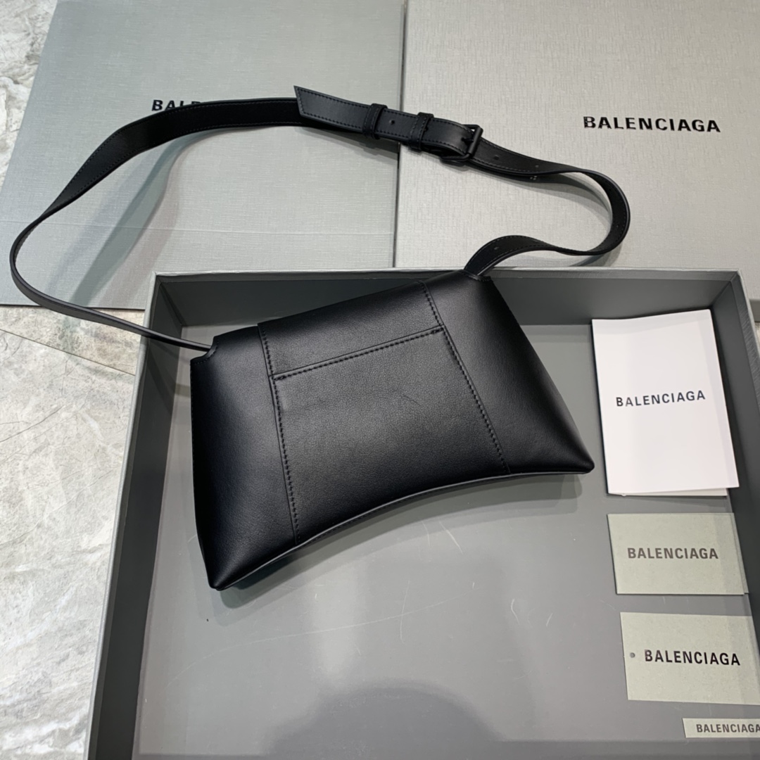 Túi xách nữ BALENCIAGA màu đen 180609
