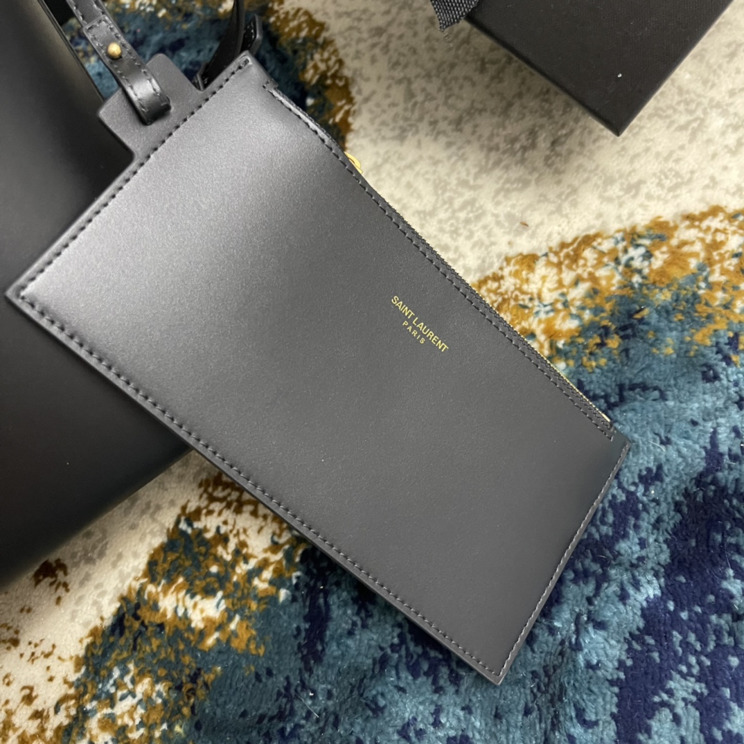 T&uacute;i x&aacute;ch YSL m&agrave;u đen 742828