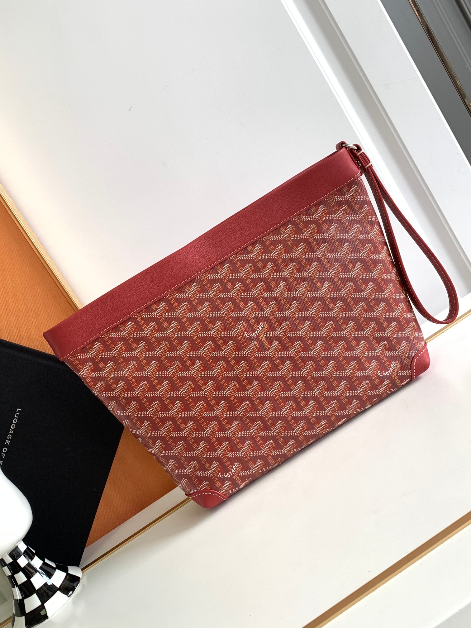 GOYARD CONTI 8811 (red)