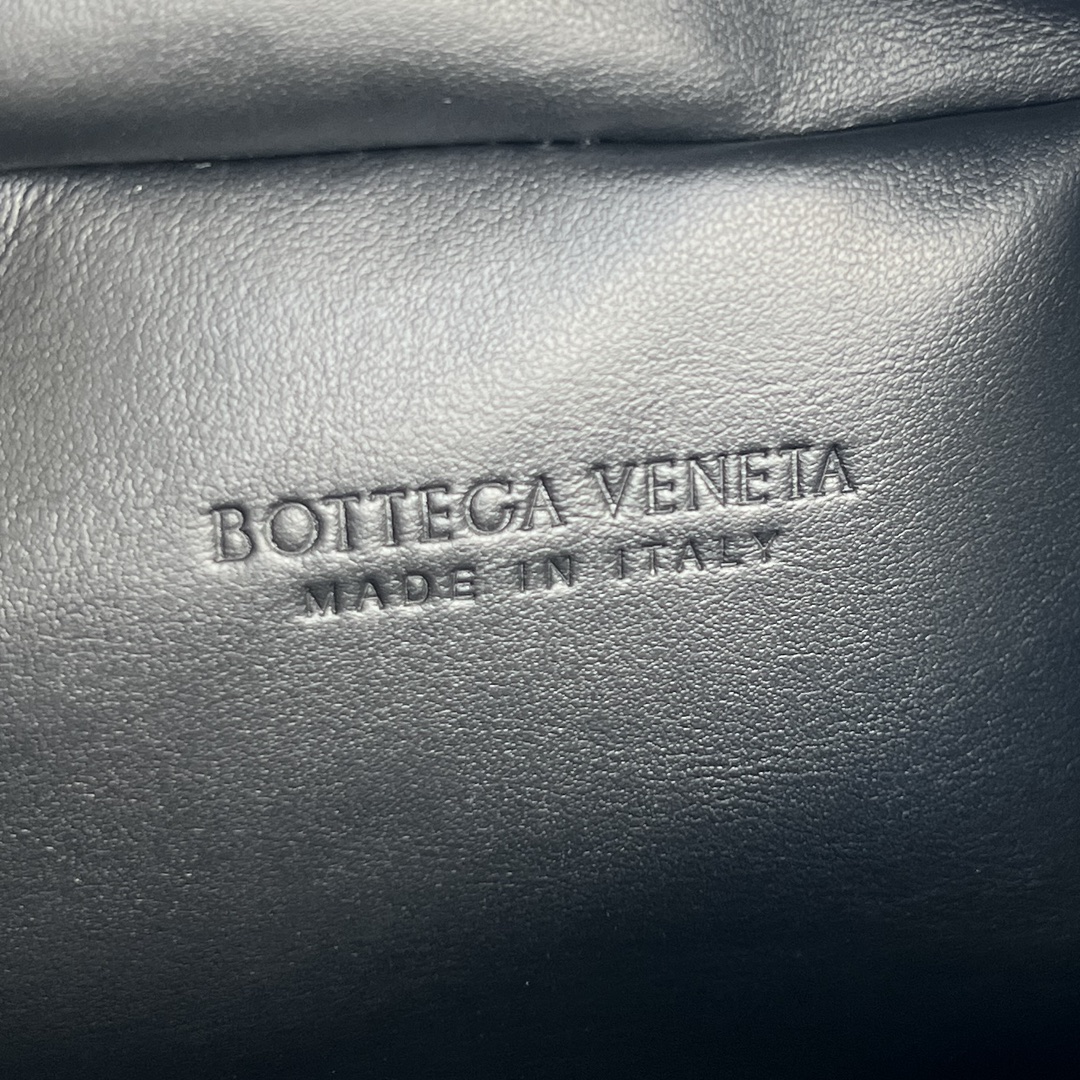Túi xách nữ bottega veneta màu đen 796258