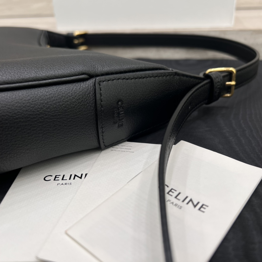 T&uacute;i X&aacute;ch Celine Heloise Triomphe 117253 M&agrave;u Đen 