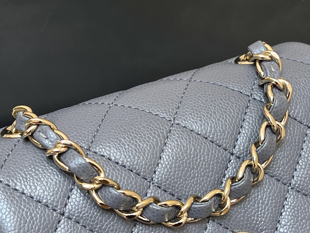 Balo Chanel AP4399 M&agrave;u X&aacute;m 