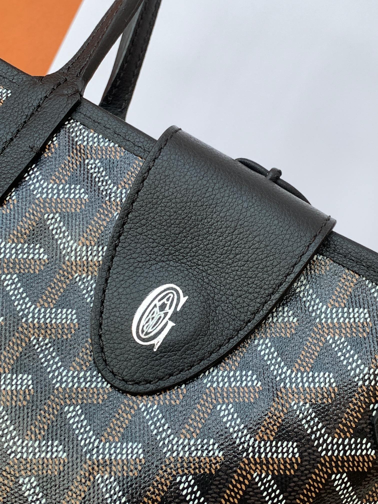 Goyard MINI  Anjor 8003 (black)