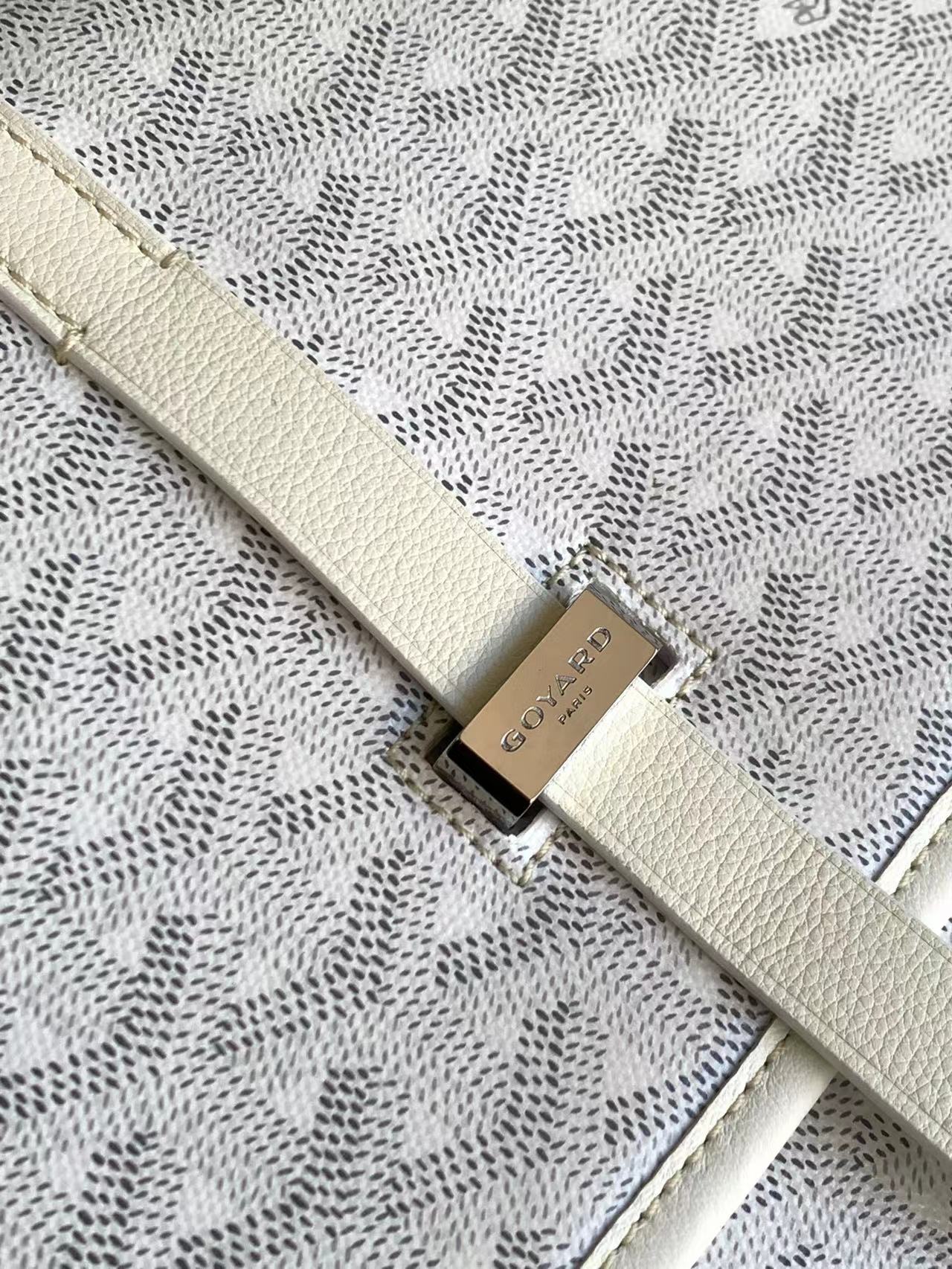 T&uacute;i X&aacute;ch Nam Goyard Belvedere 8023 M&agrave;u Trắng 