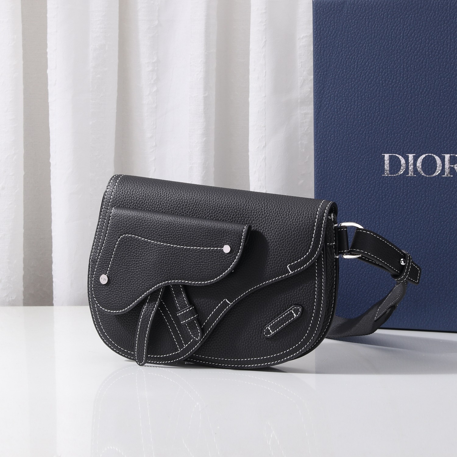 Túi Xách Nam Dior Oblique Màu Đen  80015