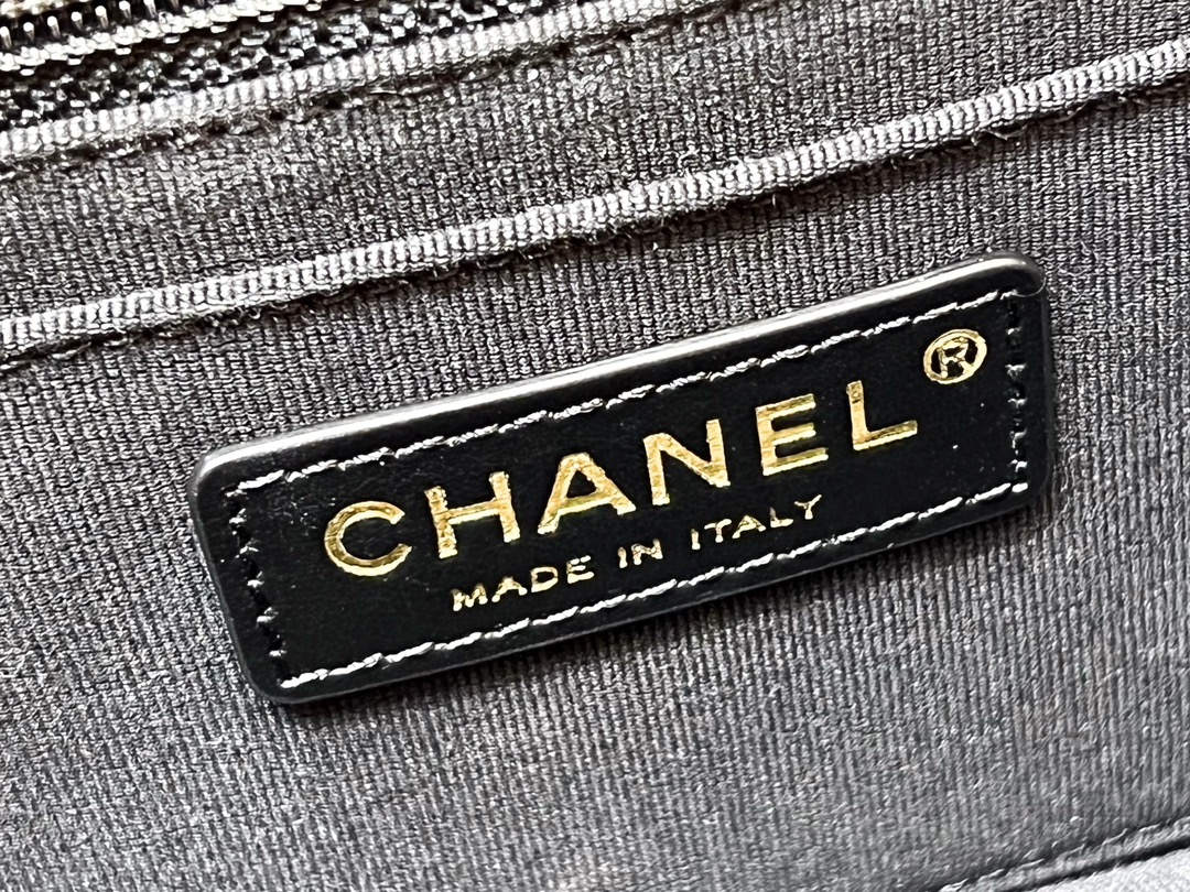 T&uacute;i X&aacute;ch Chanel AP4051 M&agrave;u Đen 