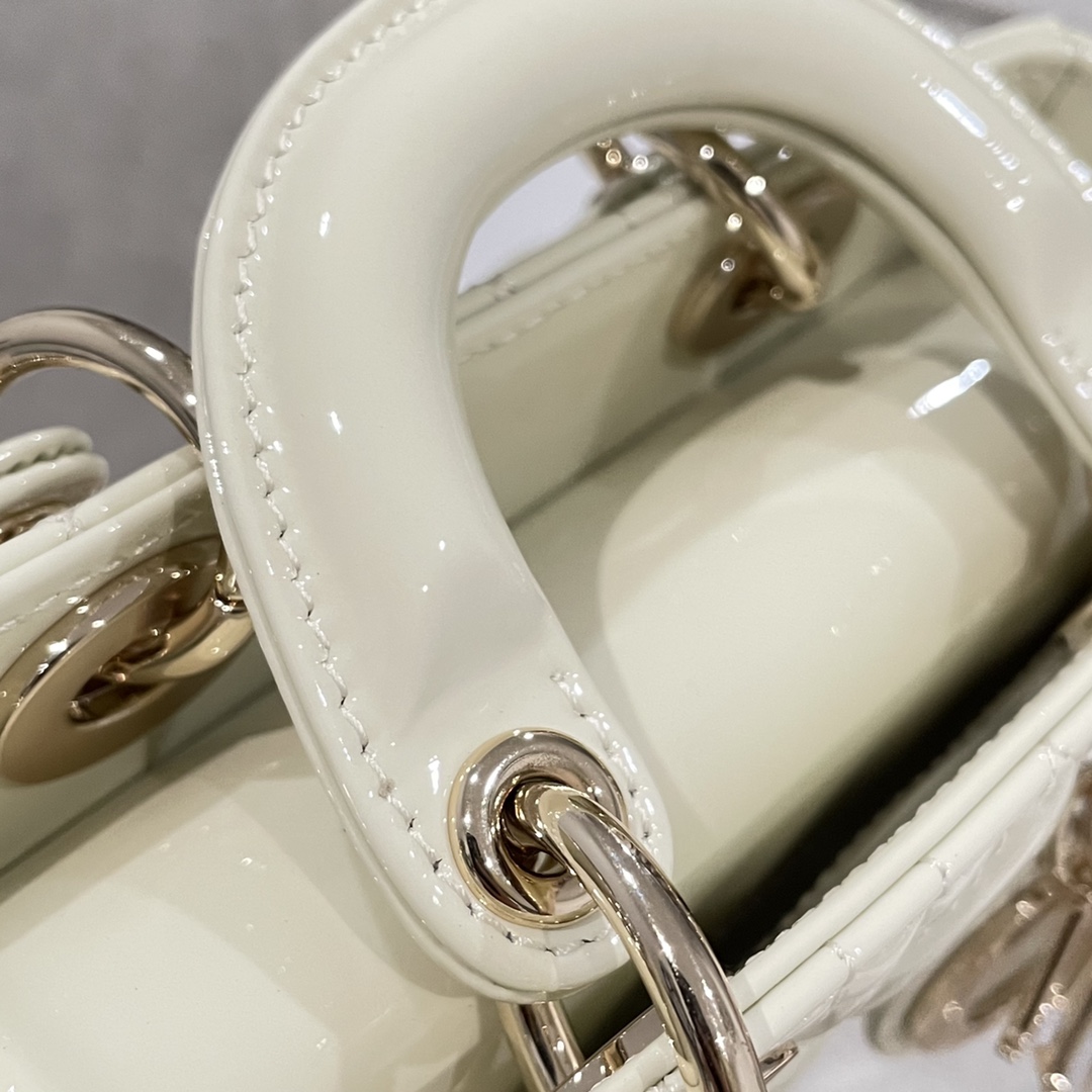 Túi Xách Tay Dior D-Joy Nữ Màu Trắng