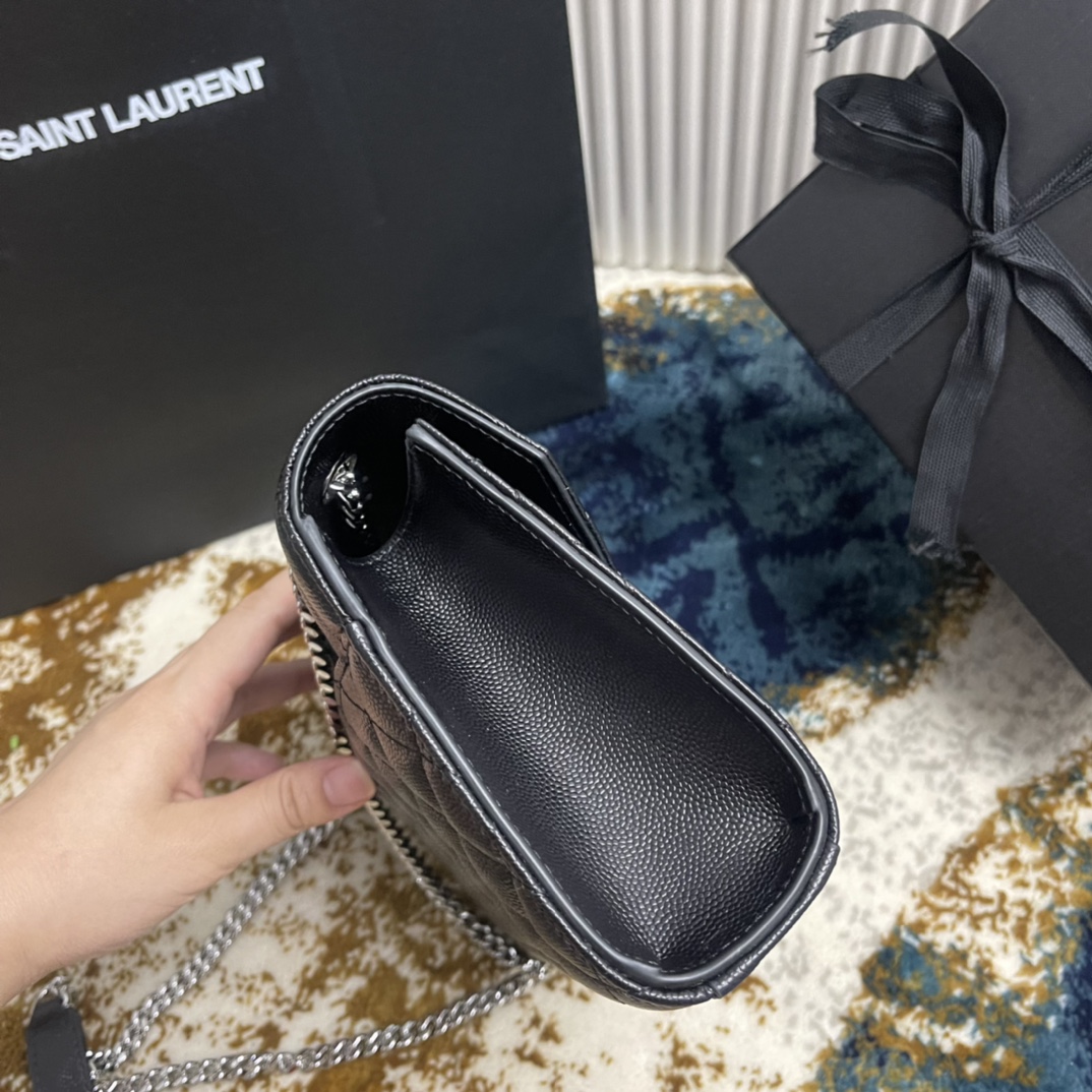 YSLEnveloppe 526286 (Black-silver)