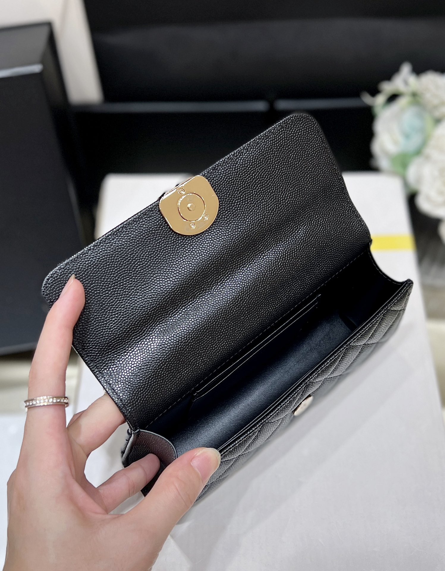 T&uacute;i X&aacute;ch Chanel Kelly AS3238 M&agrave;u Đen 