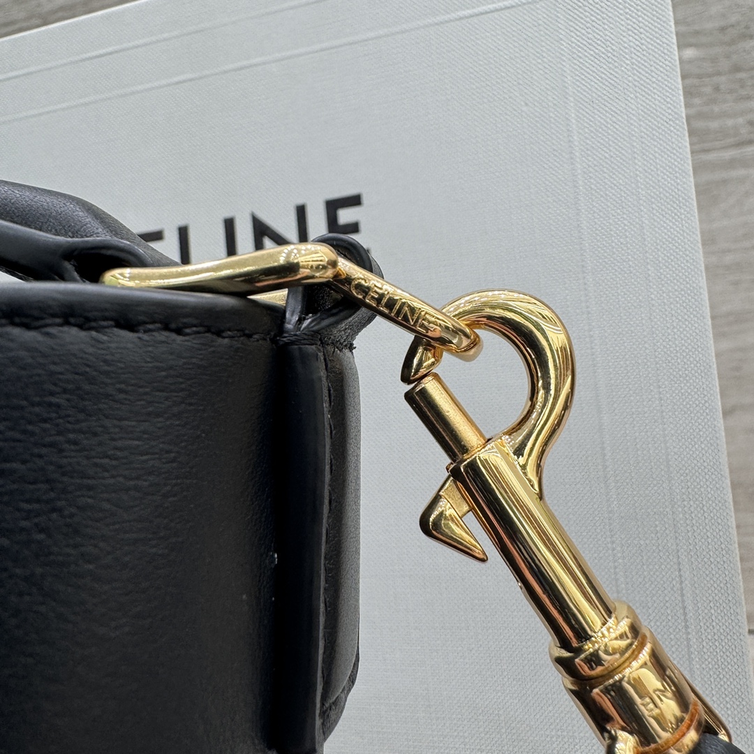 T&uacute;i X&aacute;ch Nữ Celine Louise 119173 M&agrave;u Đen 