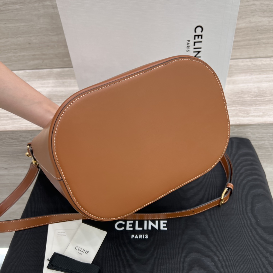 T&uacute;i X&aacute;ch Nữ Celine Louise 116613 M&agrave;u N&acirc;u 