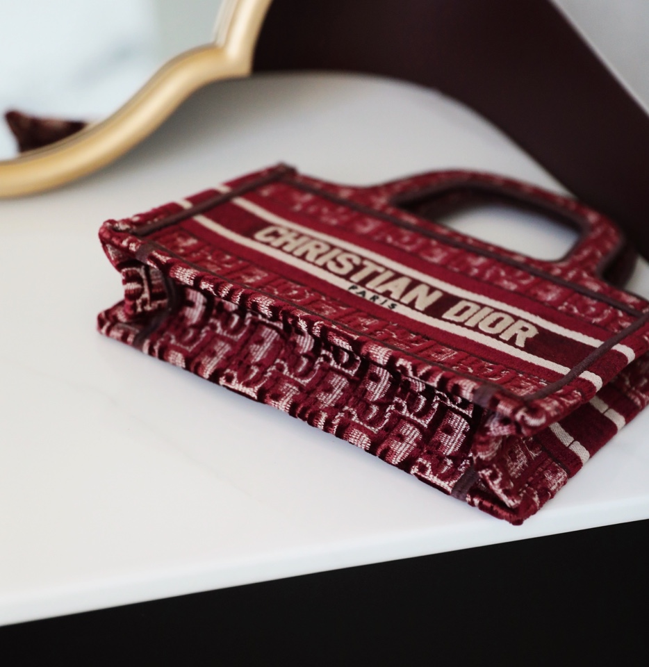 Túi DIOR CD BOOK TOTE Màu Đỏ