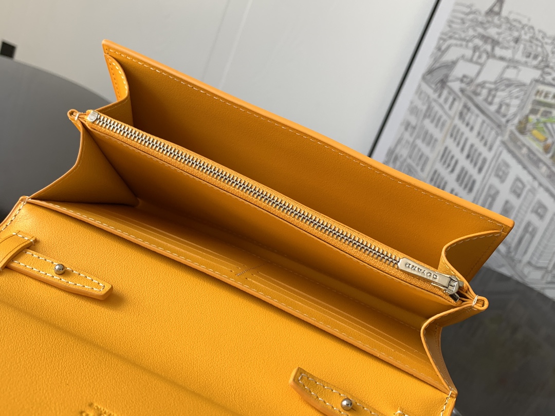 Goyard Varenne M8118 (yellow)