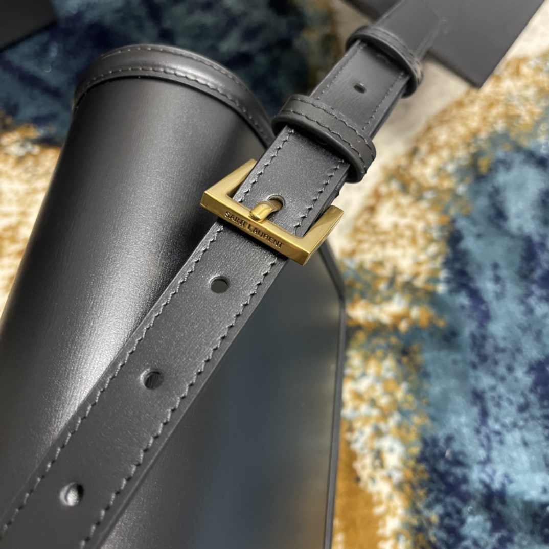 YSL Solferion Box 634305 (black)