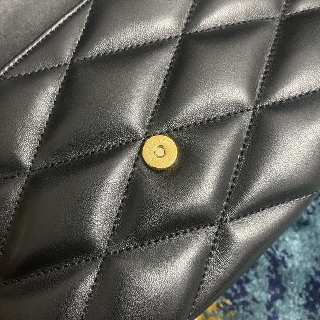 T&uacute;i x&aacute;ch YSL LE57 698567 M&agrave;u Đen