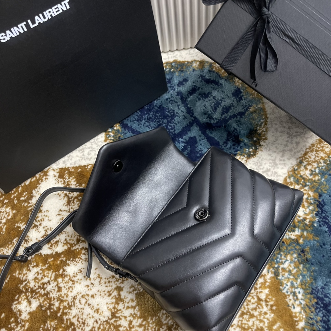 T&uacute;i X&aacute;ch YSL Loulou 392255 M&agrave;u Đen