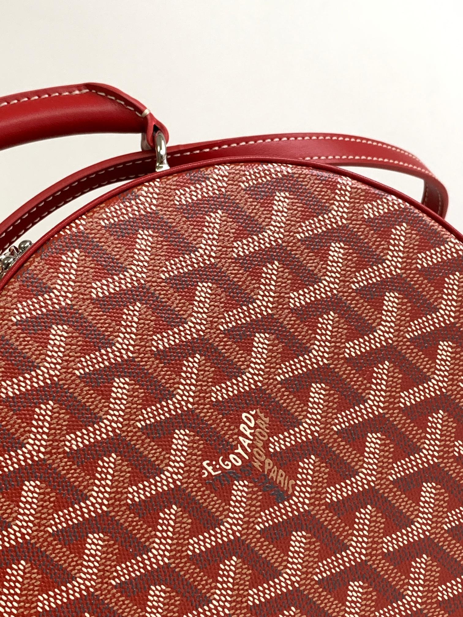 Goyard Alto 8115 (red)