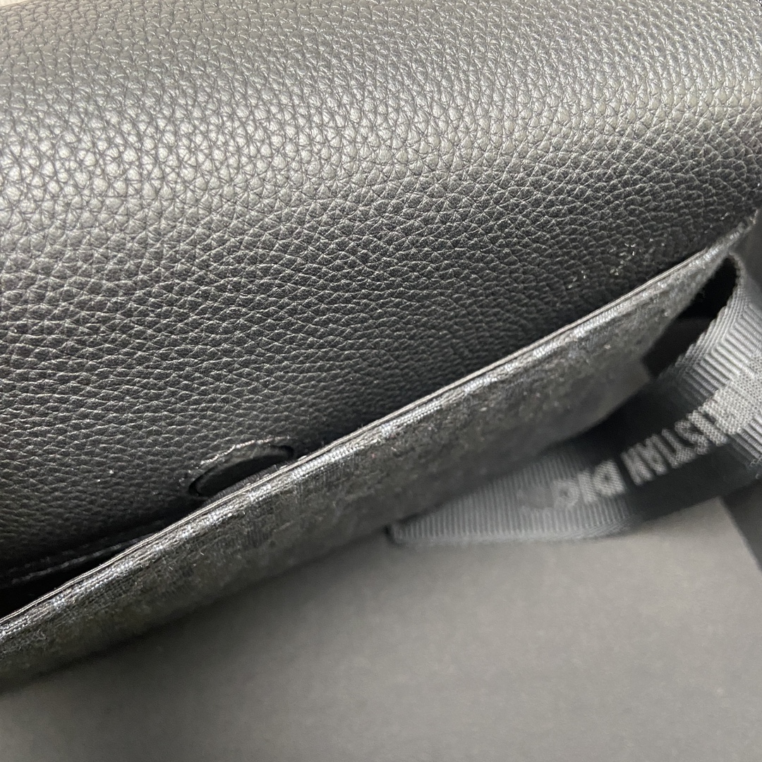 Túi Xách Dior Oblique Màu Đen 9957