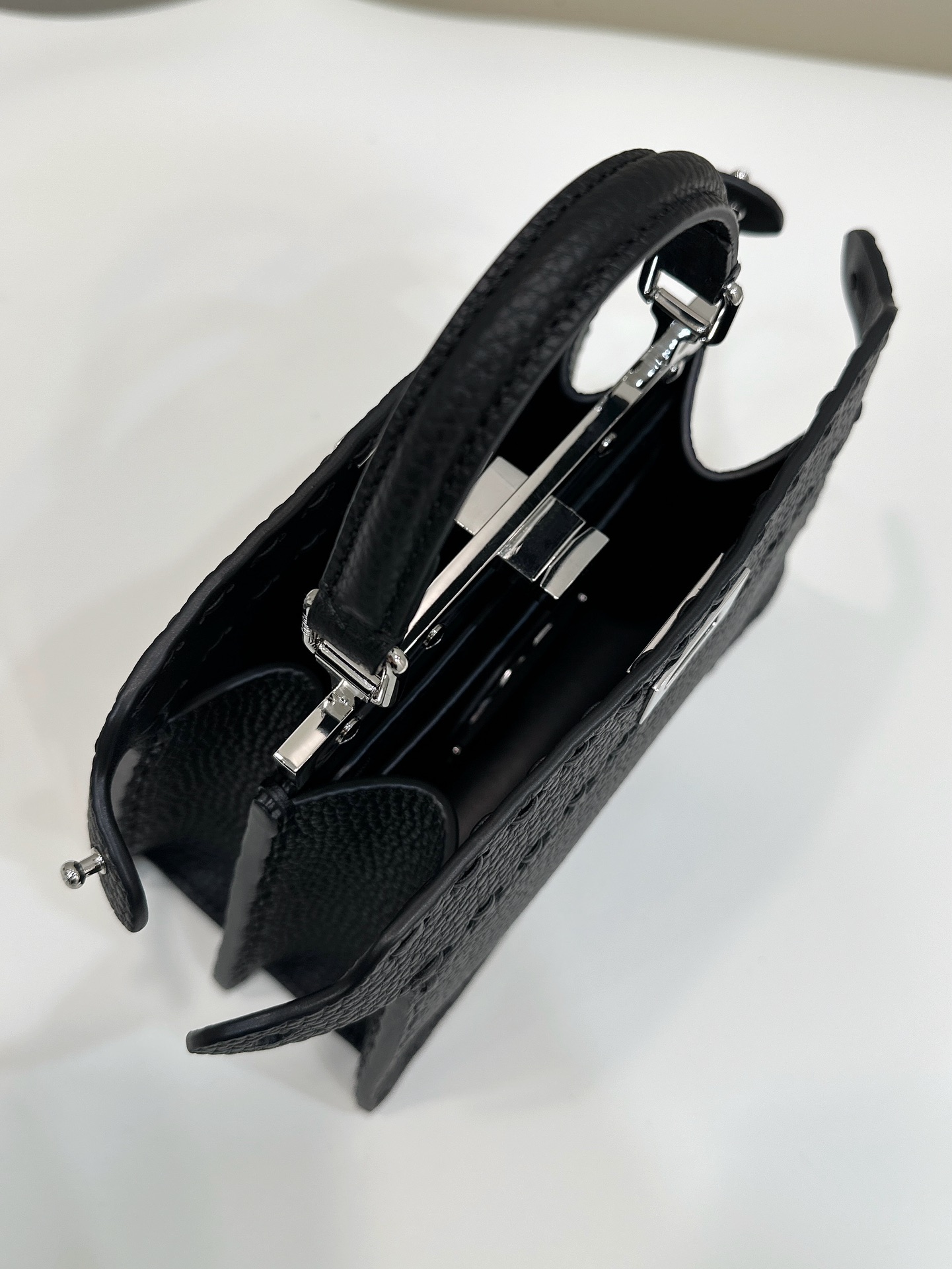 TÚI XÁCH NỮ FENDI 80133As