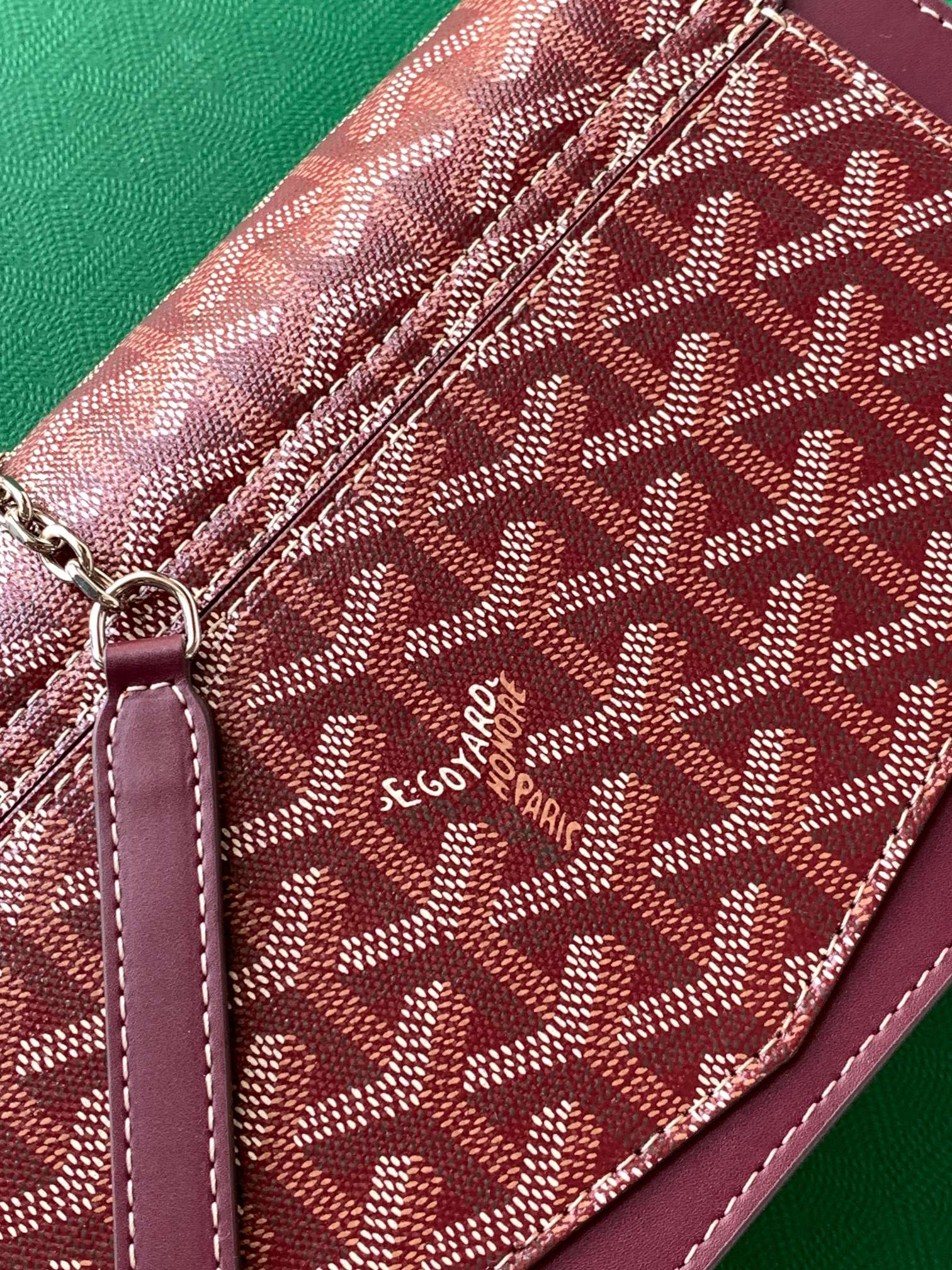 Goyard Duchesse Marie-Caroline 1100 (red)