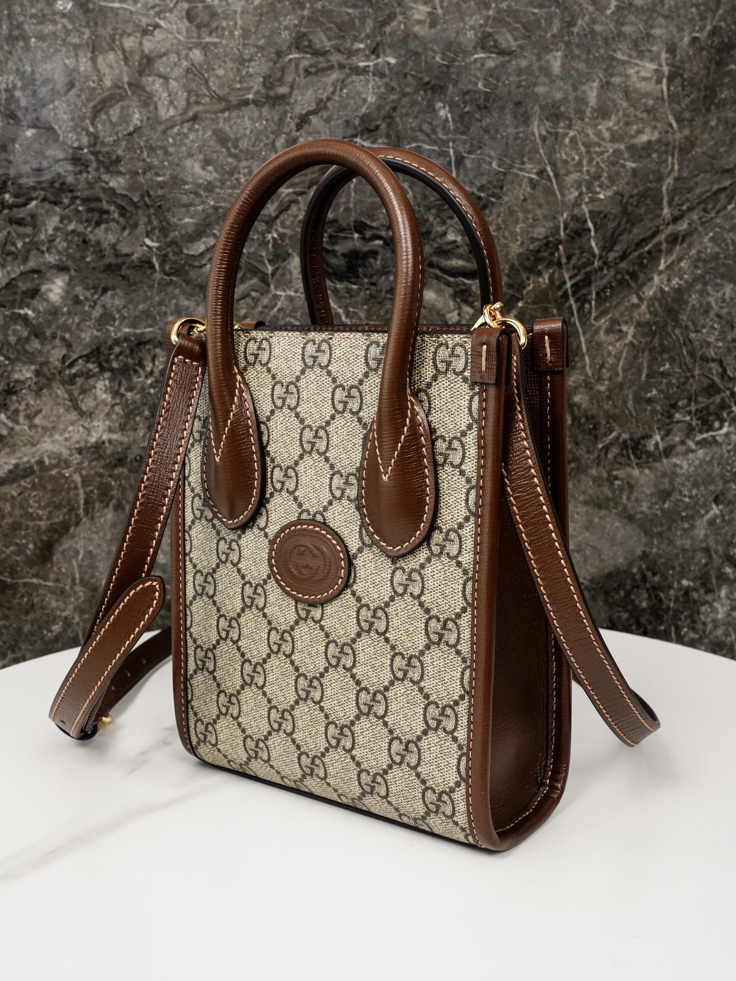 T&uacute;i X&aacute;ch Nam GG Retro 671623 M&agrave;u N&acirc;u 